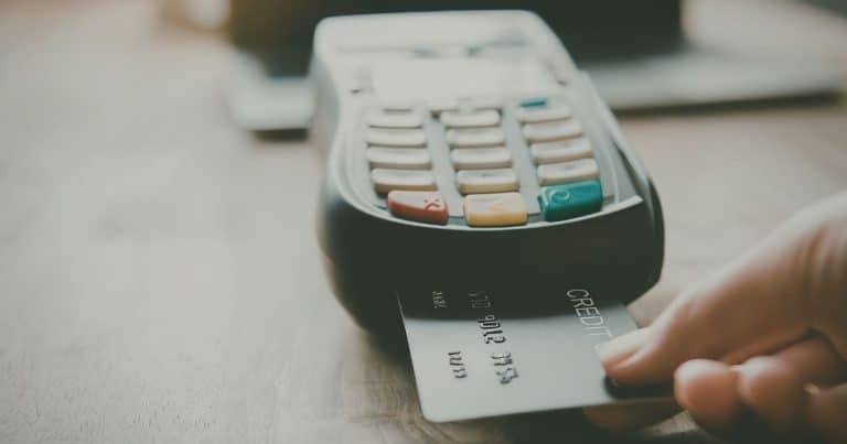 Debit vs Credit Cards for Businesses: Which One Is Right for Your Company?